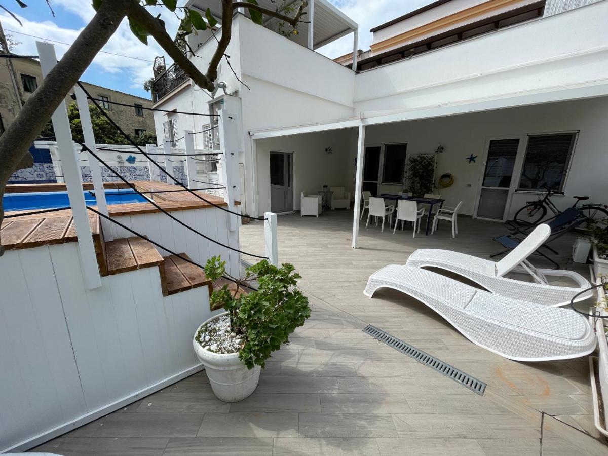 Villa Spring Apartments Meta Exteriér fotografie